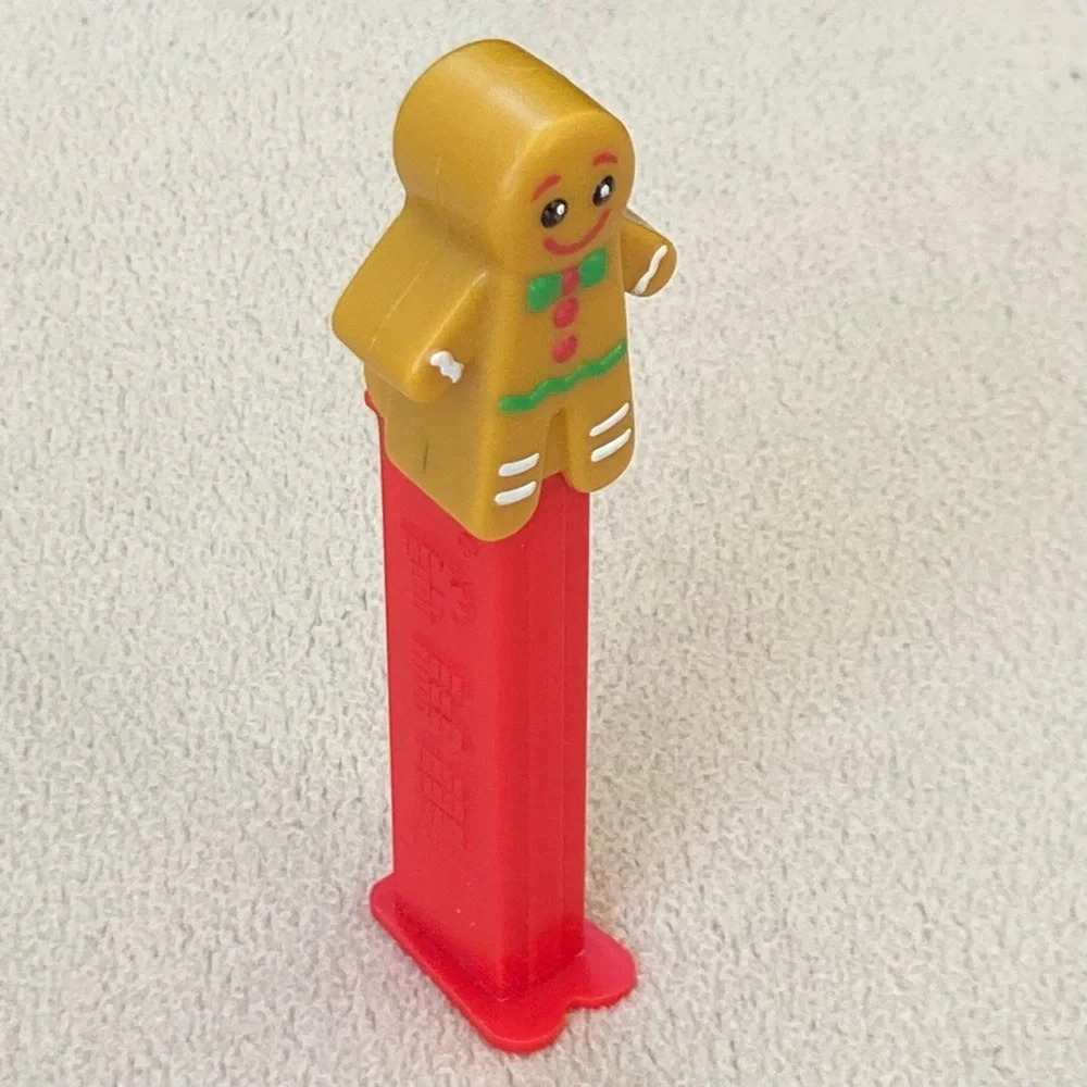 Gingerbread Man PEZ Dispenser-2019-Christmas-Holiday-Holidays-Festival-Festival